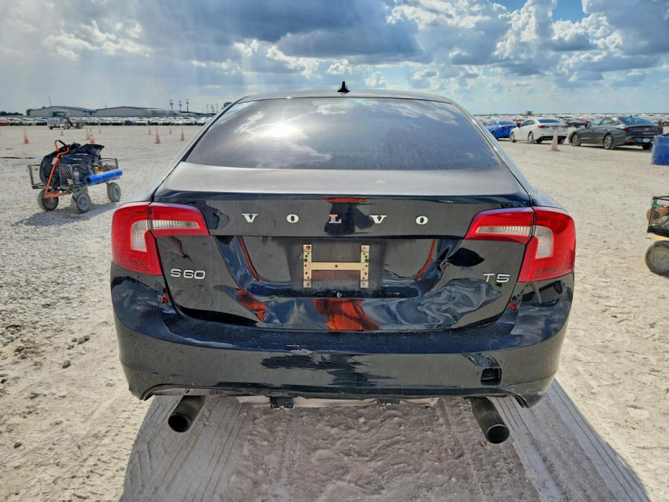 Volvo S60 2012 — Copart