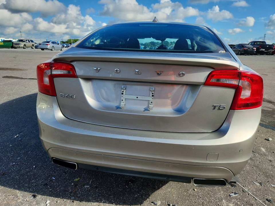 Volvo S60 2016 — Copart