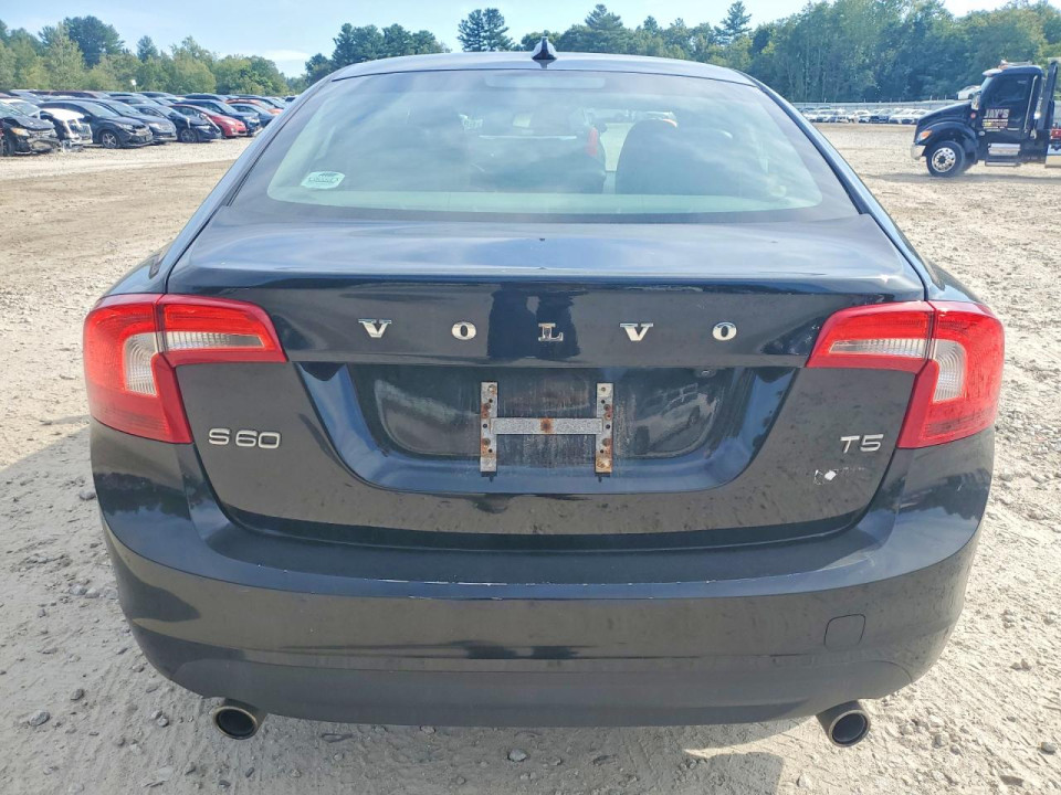 Volvo S60 2012 — Copart