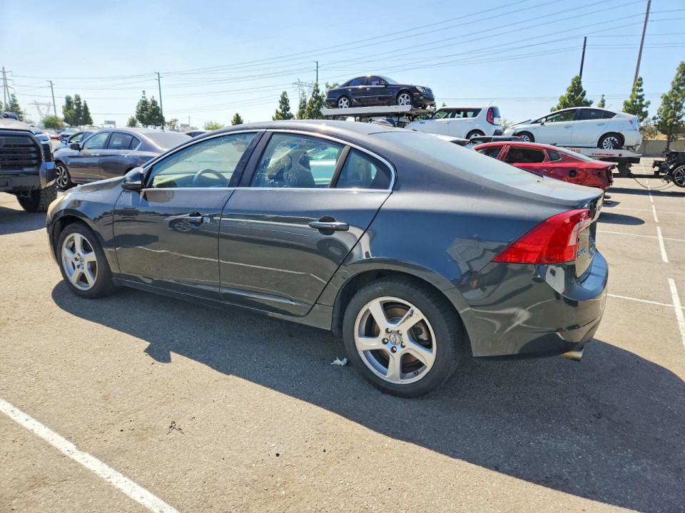 Volvo S60 2013 — Copart