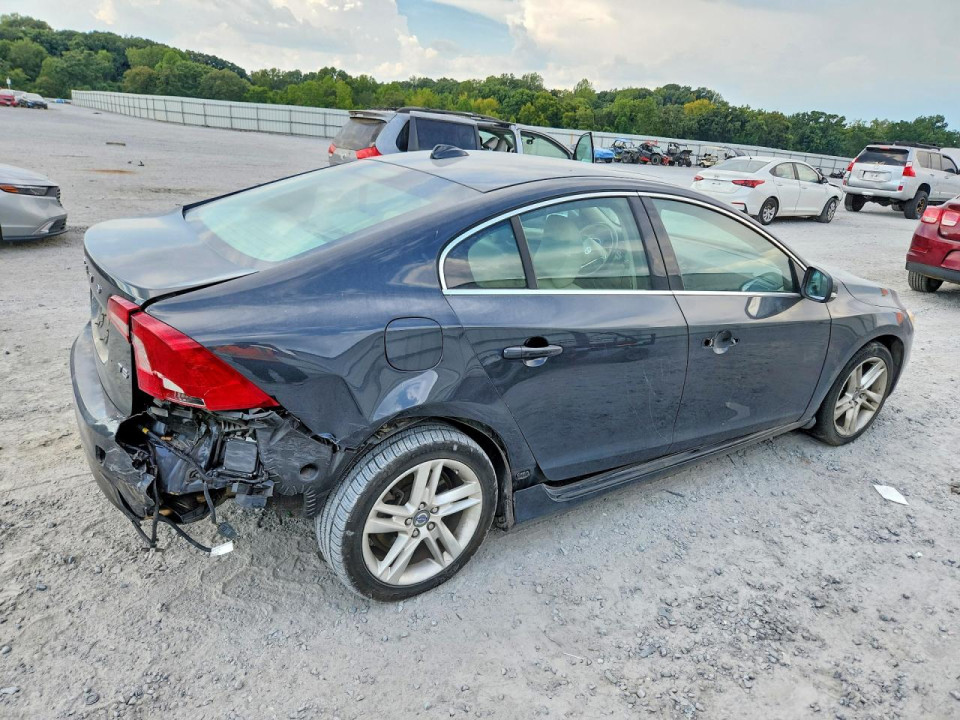 Volvo S60 2015 — Copart