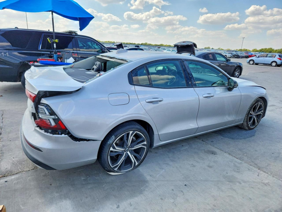 Volvo S60 2024 — Copart