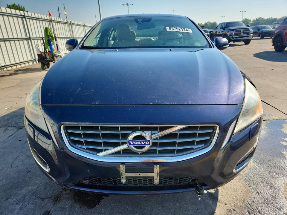 Volvo S60 2011 — Copart