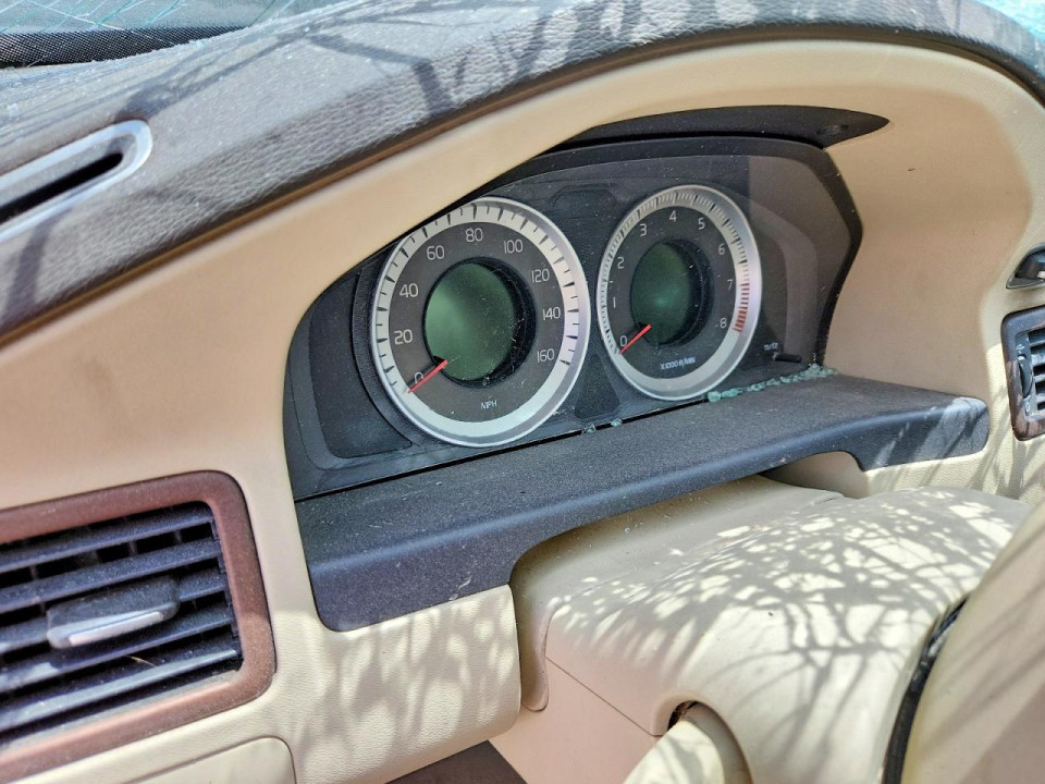 Volvo S80 2011 — Copart