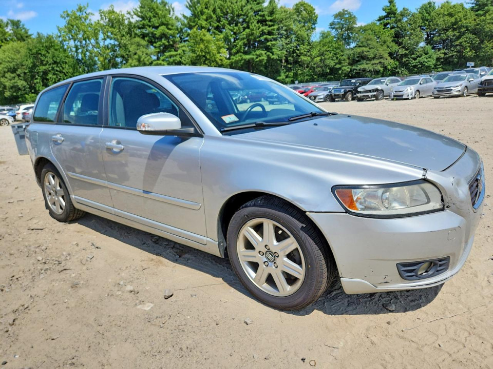Volvo V50 2010 — Copart