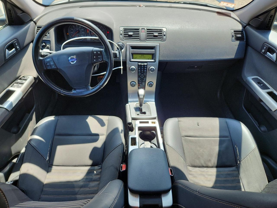 Volvo V50 2010 — Copart