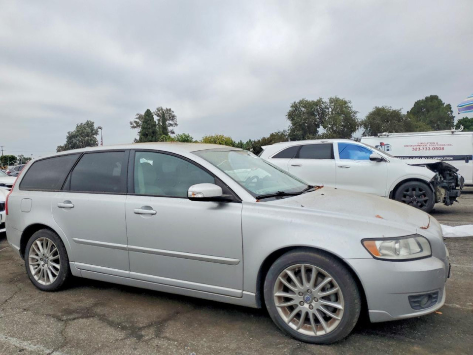 Volvo V50 2009 — Copart