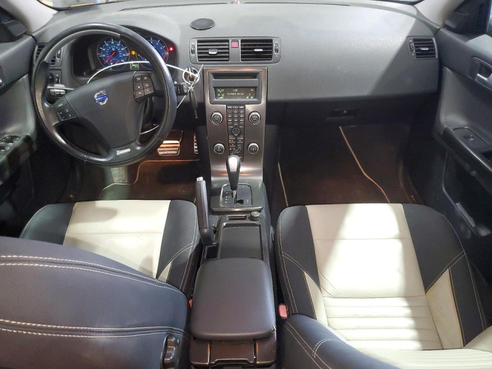 Volvo V50 2011 — Copart