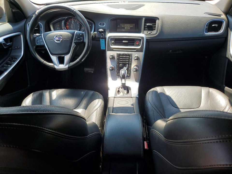 Volvo V60 2018 — Copart