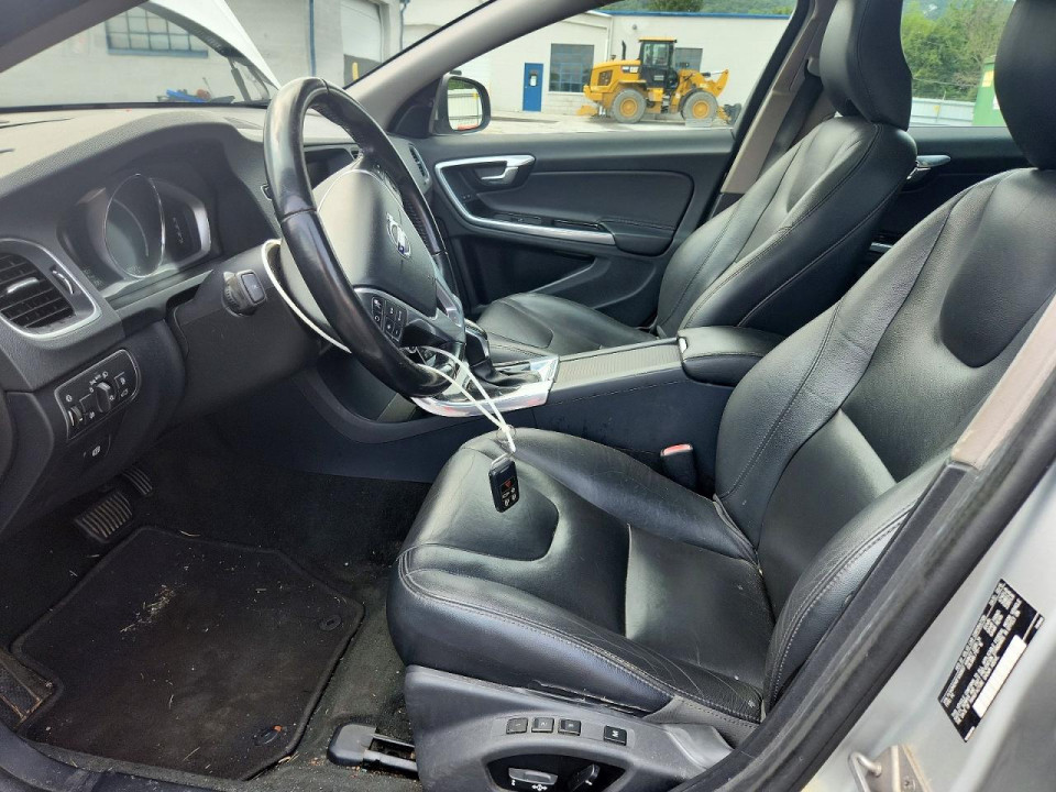 Volvo V60 2015 — Copart