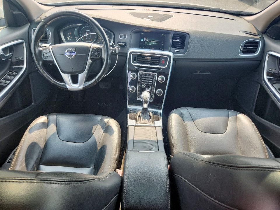 Volvo V60 2015 — Copart
