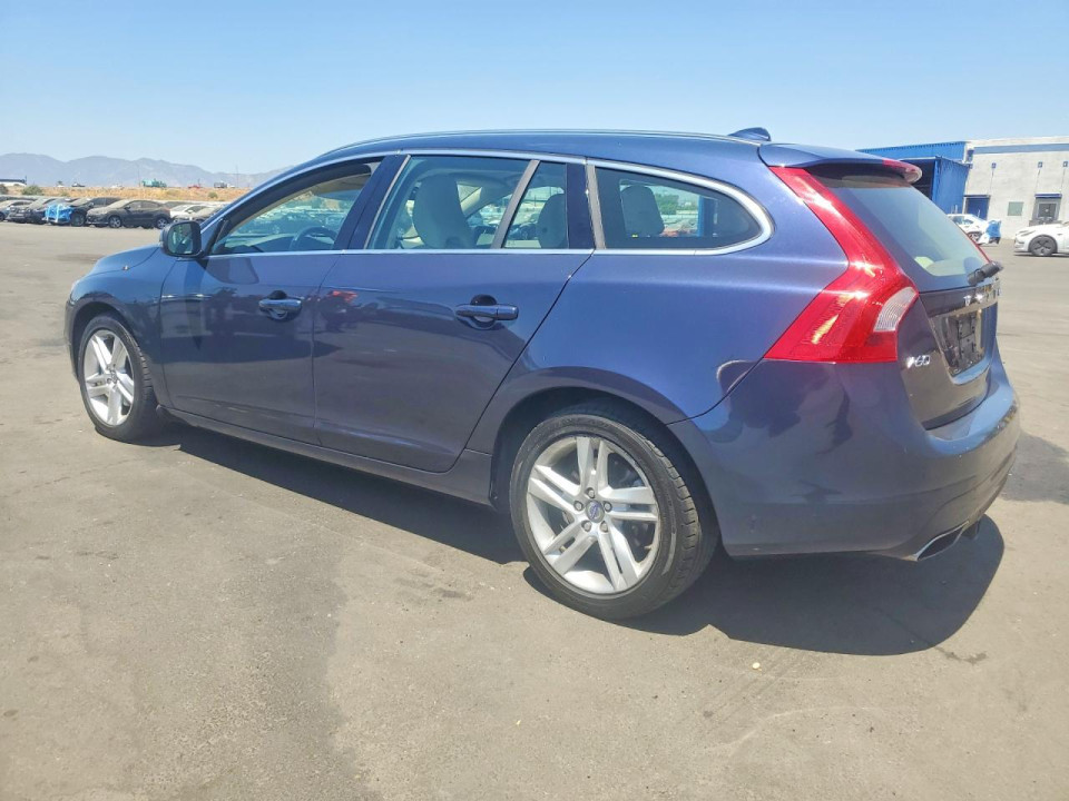 Volvo V60 2015 — Copart