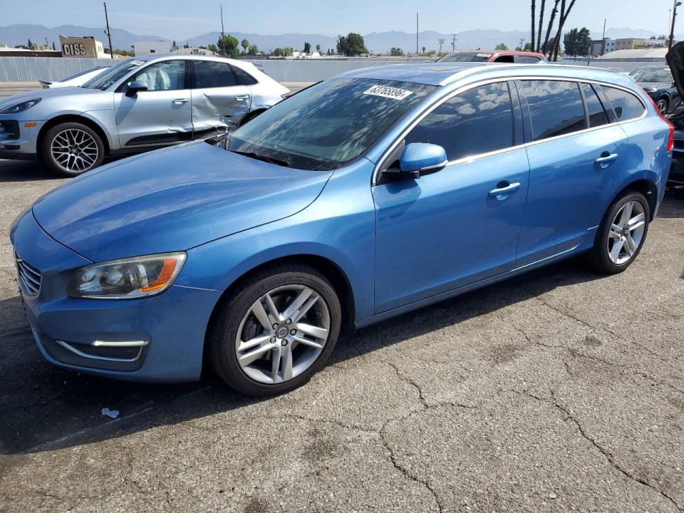 Volvo V60 2015 — Copart