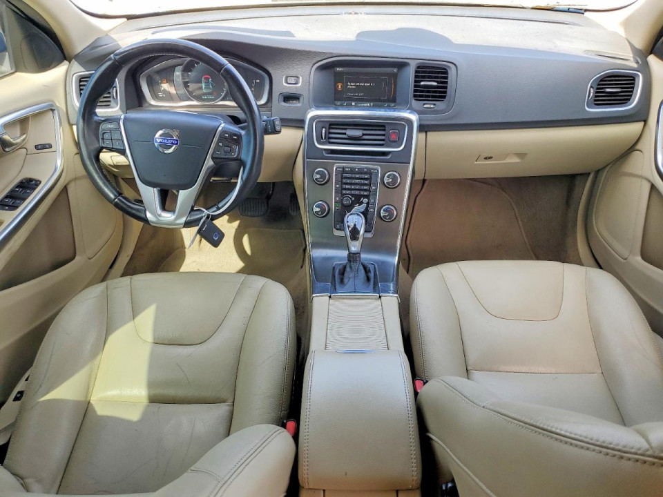 Volvo V60 2015 — Copart