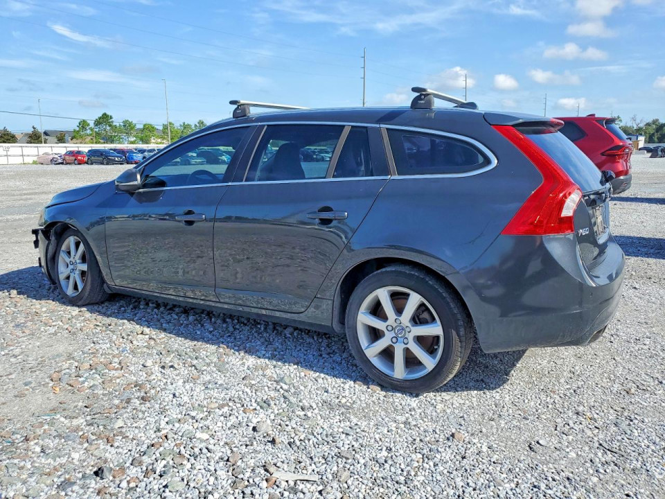 Volvo V60 2016 — Copart