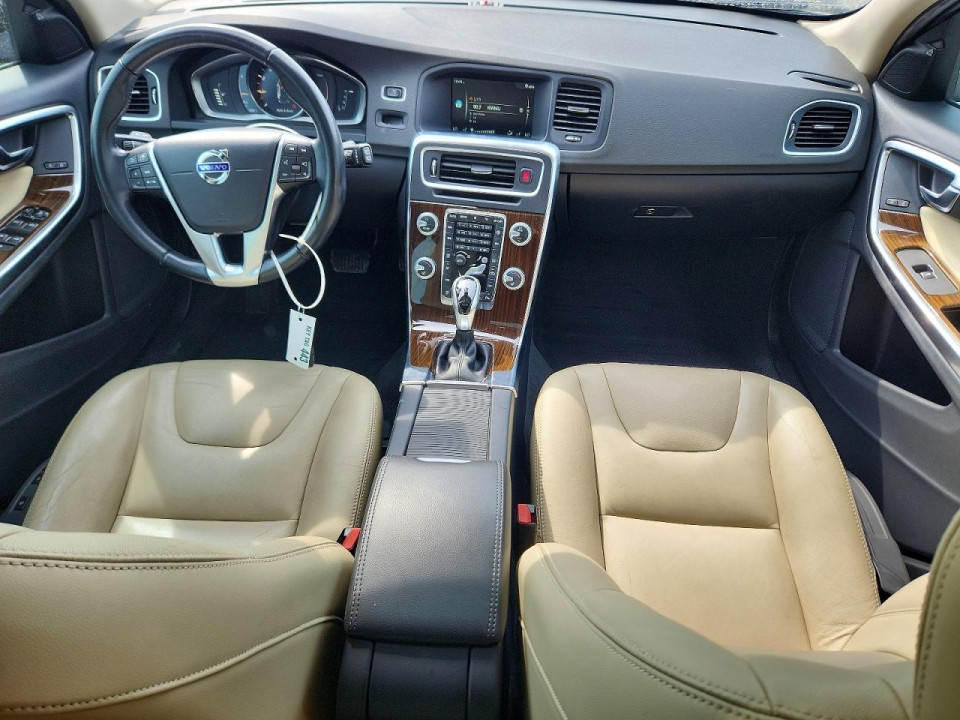 Volvo V60 2017 — Copart