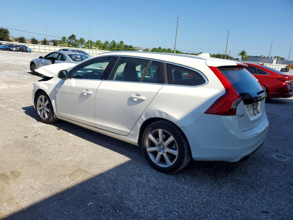 Volvo V60 2017 — Copart