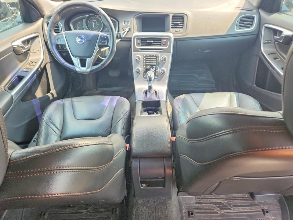 Volvo V60 2017 — Copart
