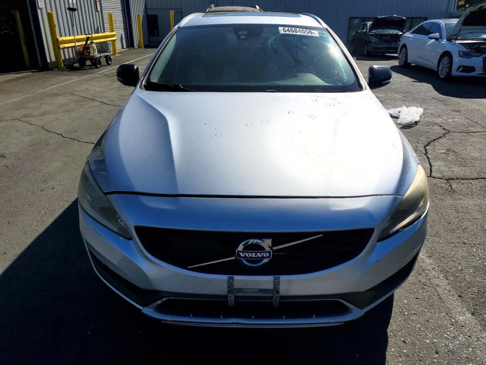 Volvo V60 2016 — Copart