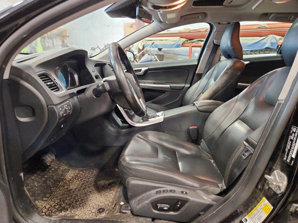 Volvo V60 2016 — Copart