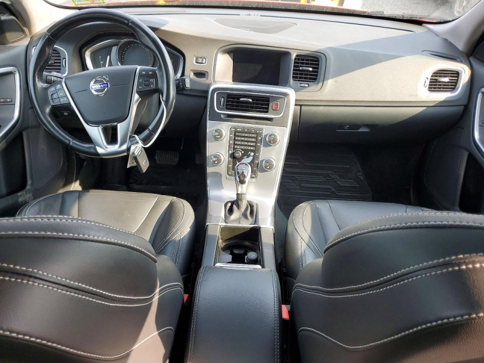 Volvo V60 2018 — Copart
