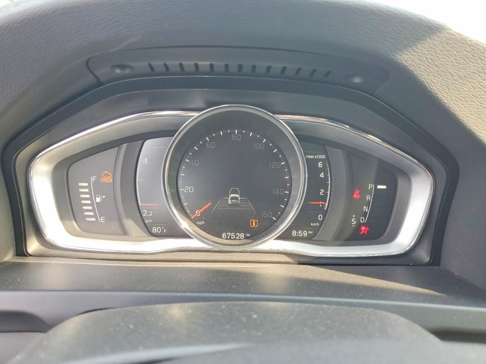 Volvo V60 2018 — Copart