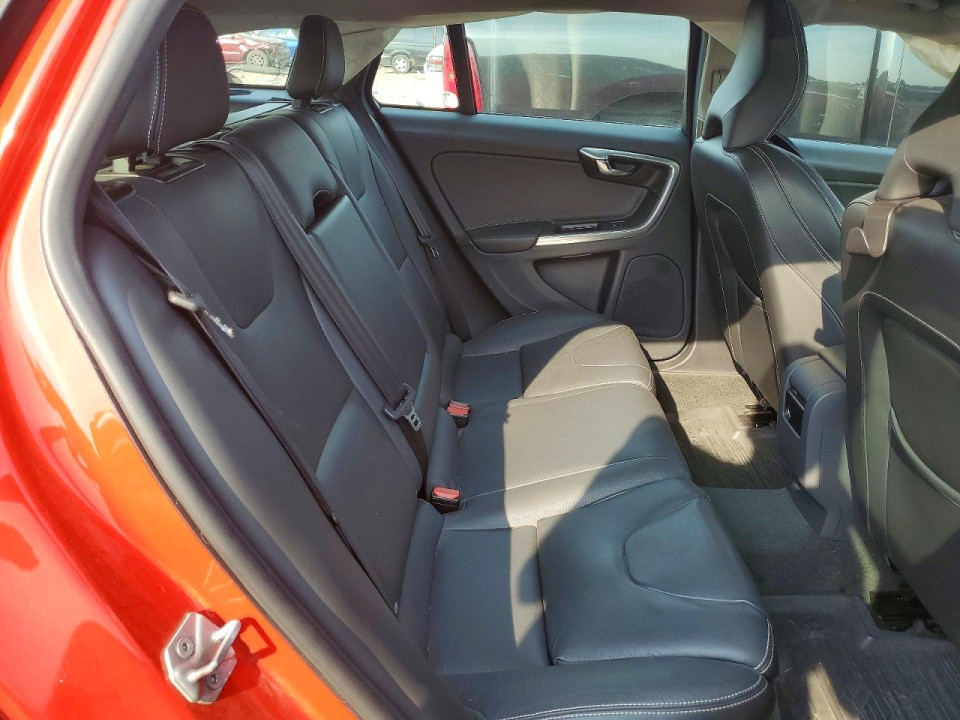 Volvo V60 2018 — Copart
