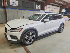 Volvo V60 2025 — Copart