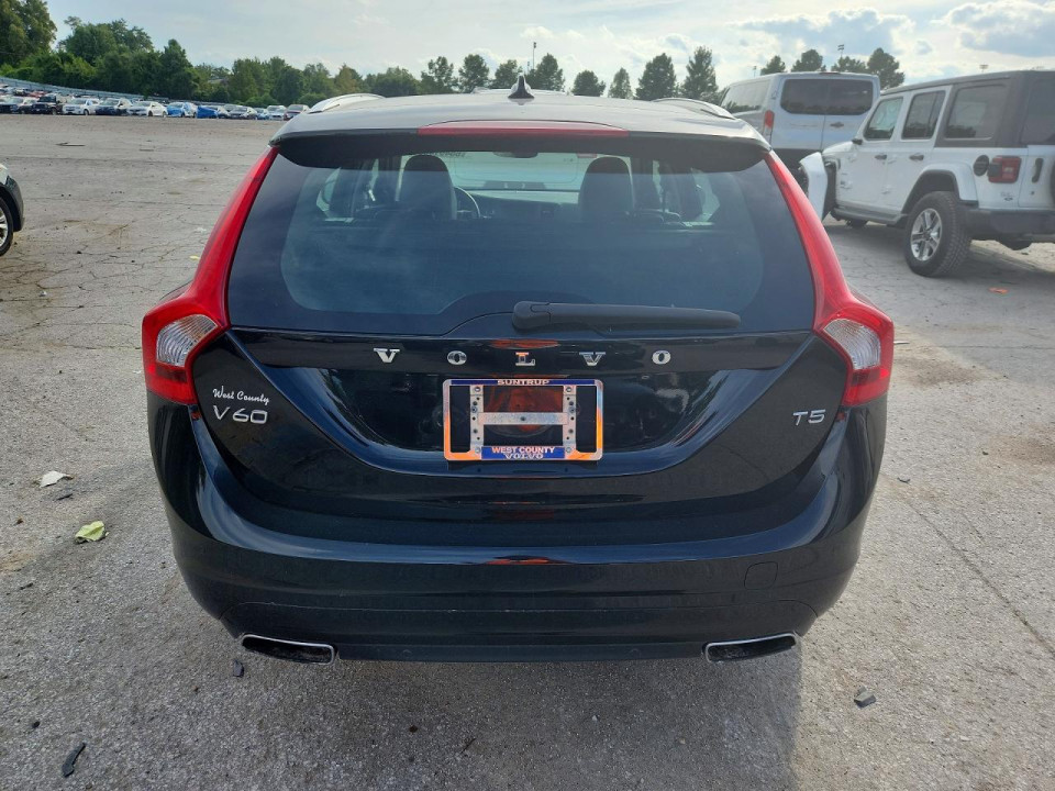 Volvo V60 2015 — Copart