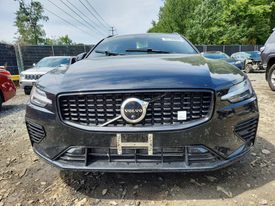Volvo V60 2023 — Copart