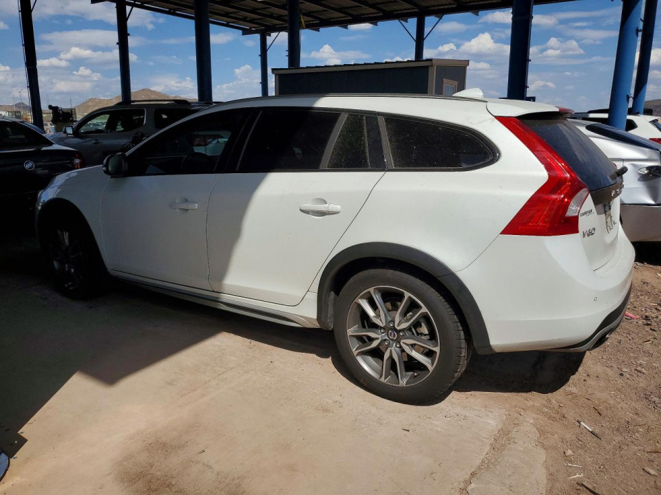Volvo V60 2016 — Copart
