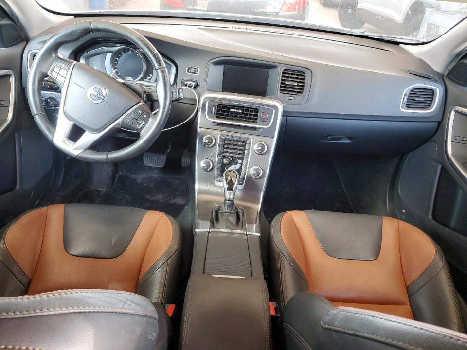 Volvo V60 2016 — Copart