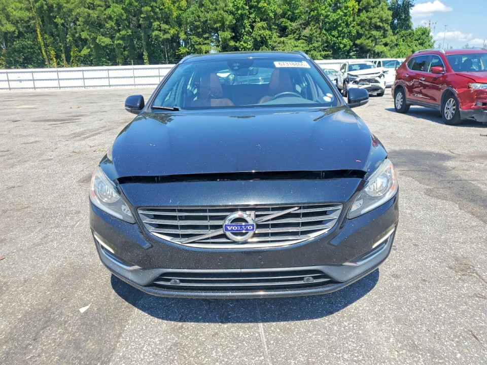Volvo V60 2017 — Copart