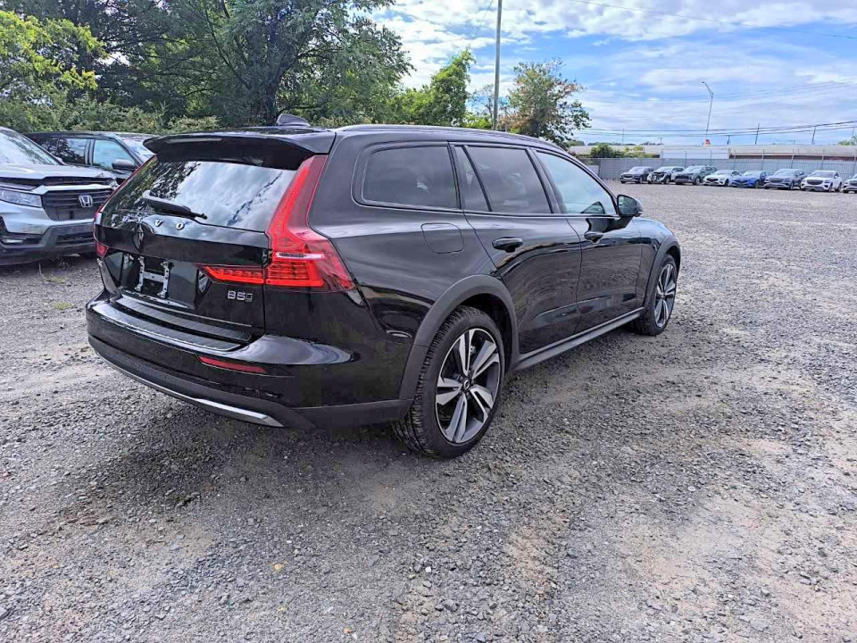 Volvo V60 2026 — Copart