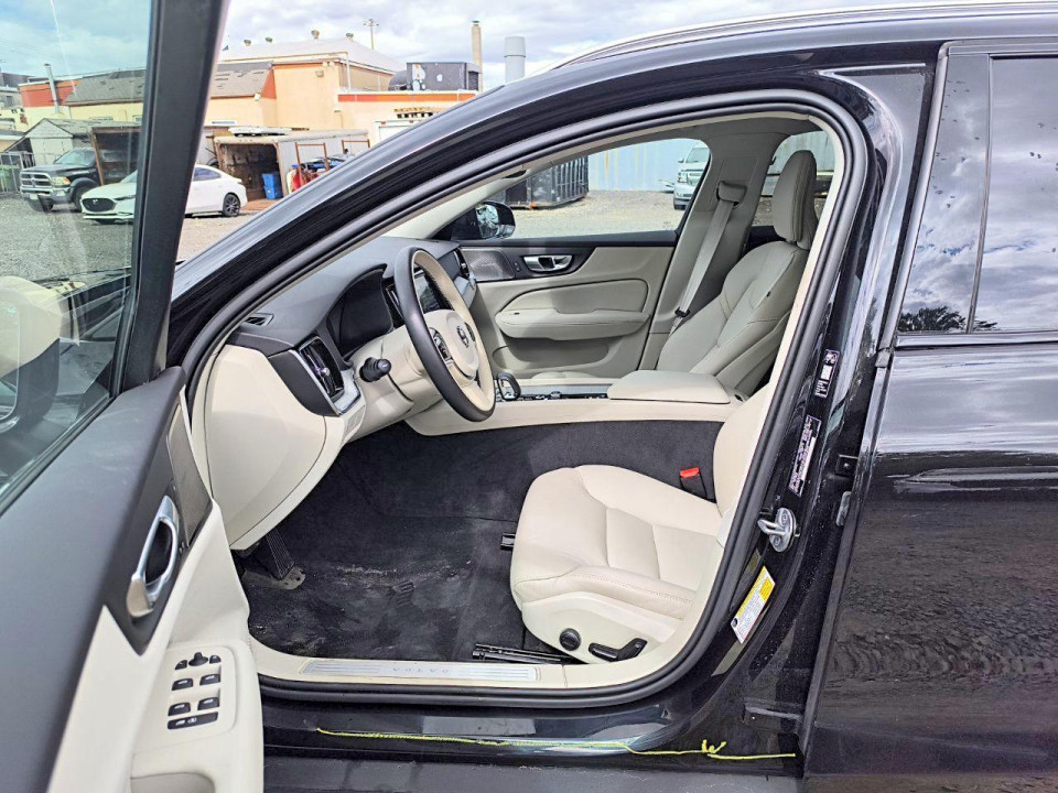 Volvo V60 2026 — Copart