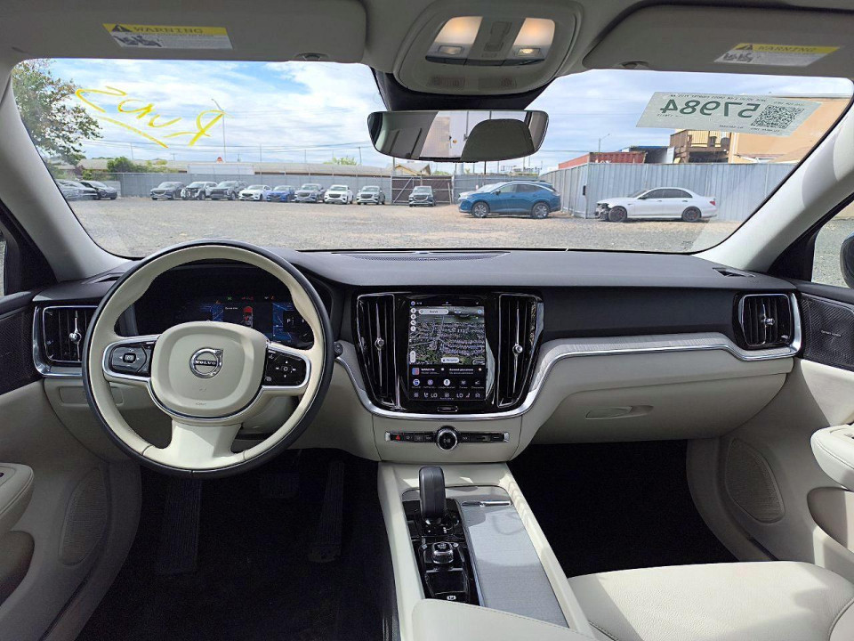 Volvo V60 2026 — Copart