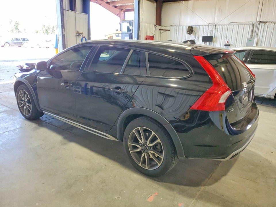 Volvo V60 2018 — Copart