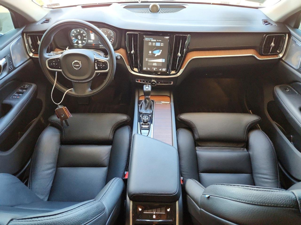 Volvo V60 2020 — Copart