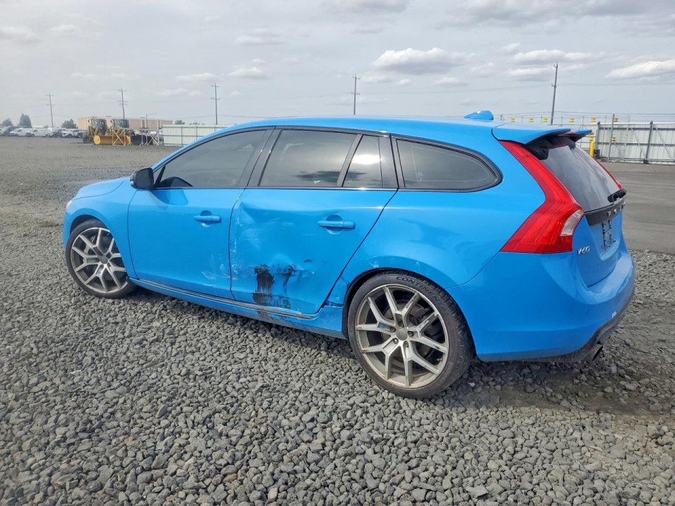 Volvo V60 2016 — Copart
