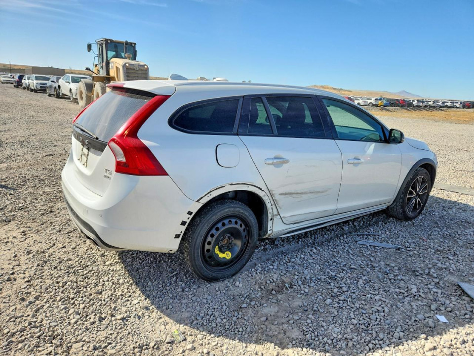 Volvo V60 2017 — Copart