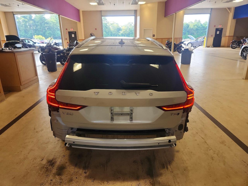 Volvo V60 2020 — Copart