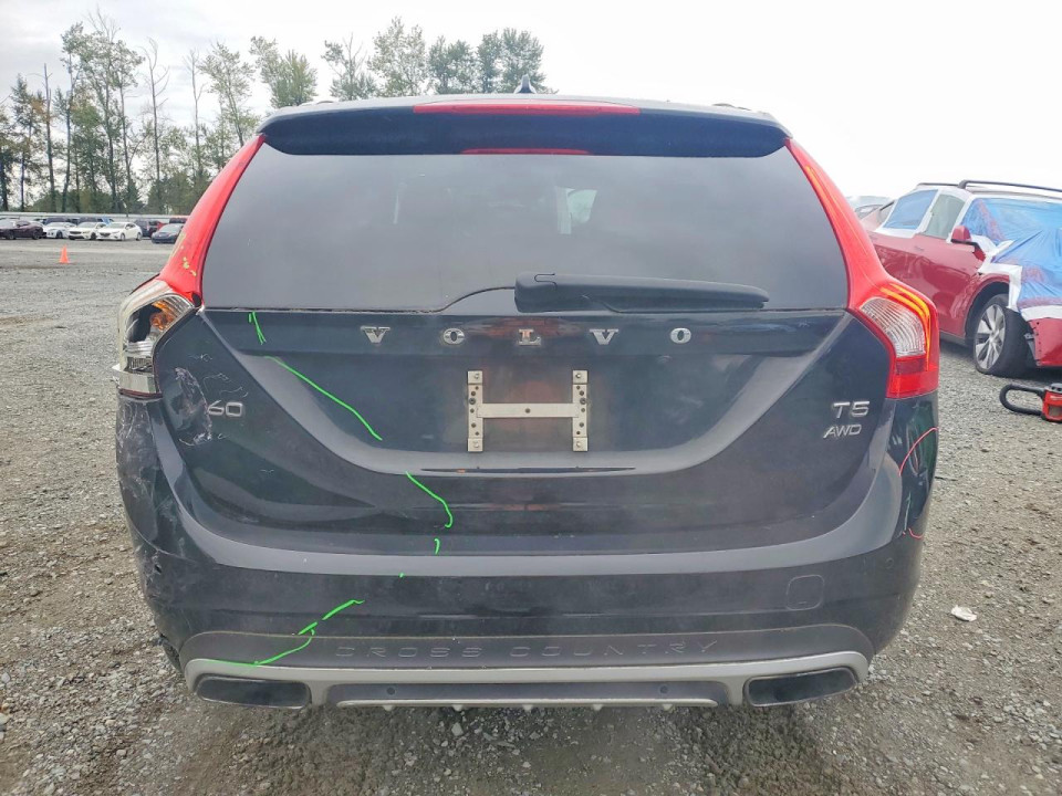 Volvo V60 2016 — Copart