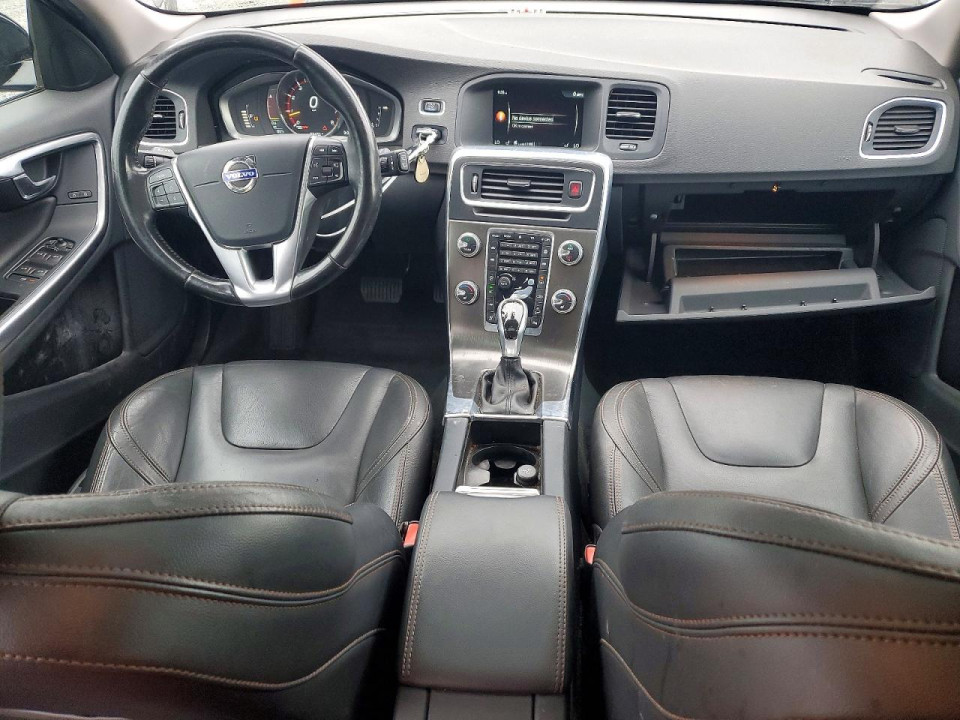 Volvo V60 2016 — Copart