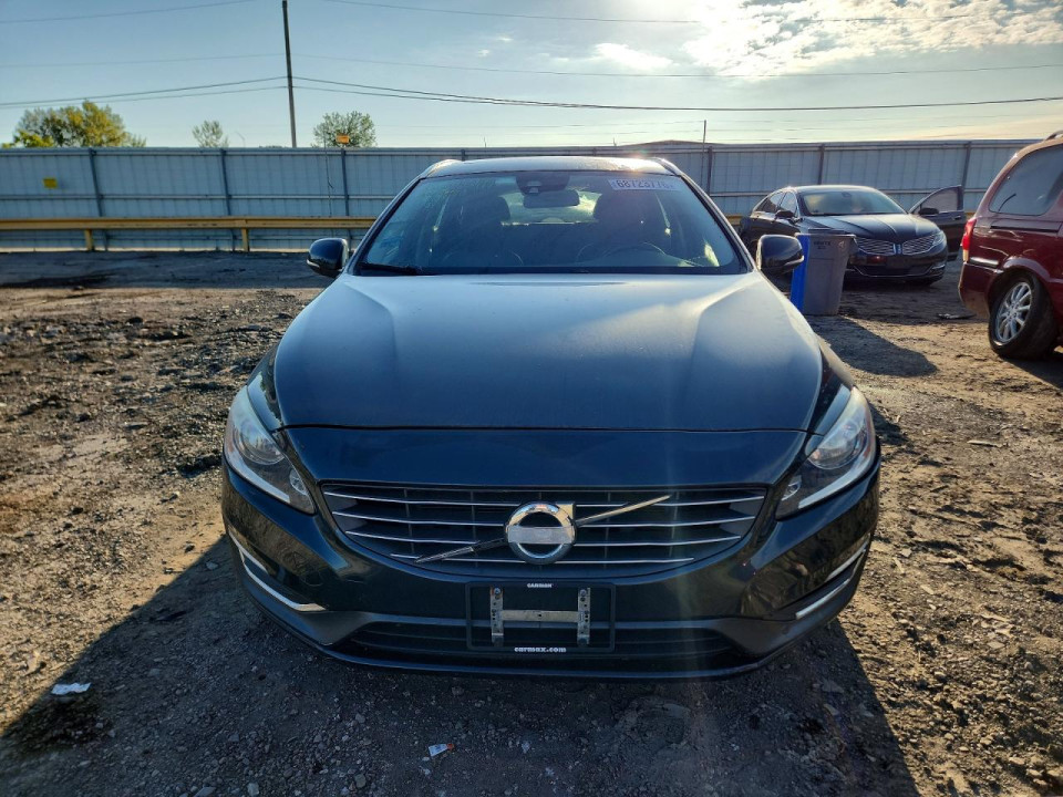 Volvo V60 2015 — Copart