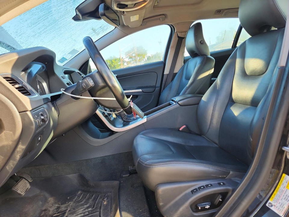Volvo V60 2015 — Copart