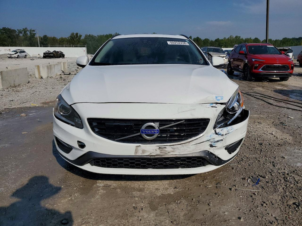 Volvo V60 2018 — Copart