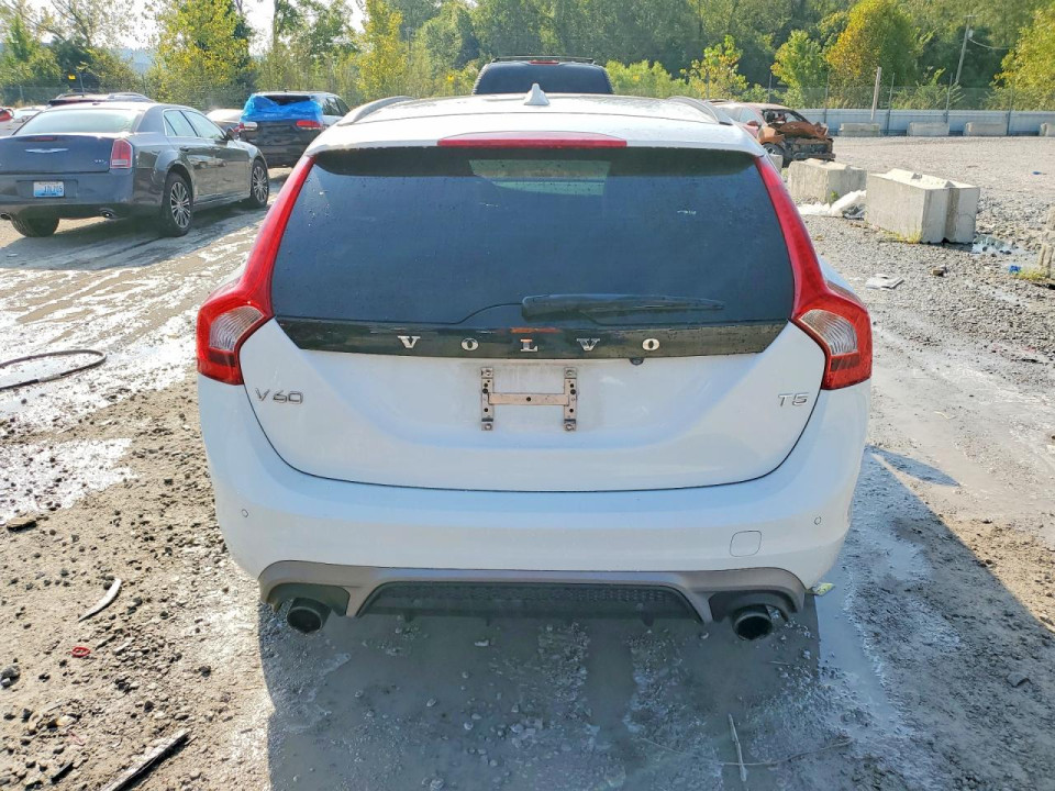 Volvo V60 2018 — Copart