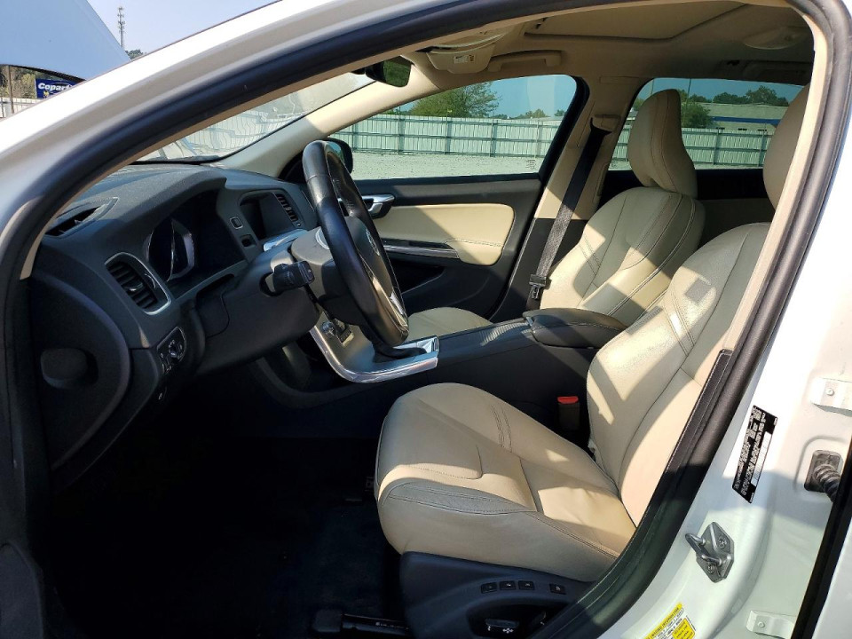 Volvo V60 2018 — Copart