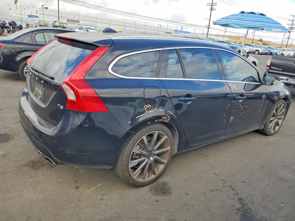 Volvo V60 2015 — Copart