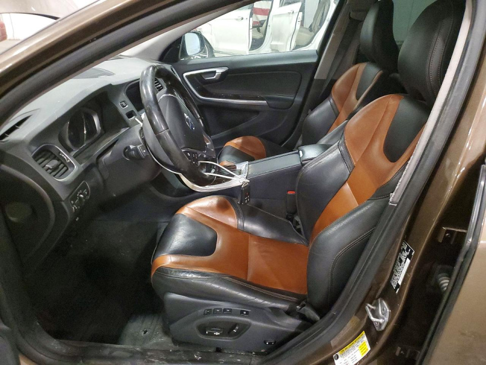 Volvo V60 2016 — Copart